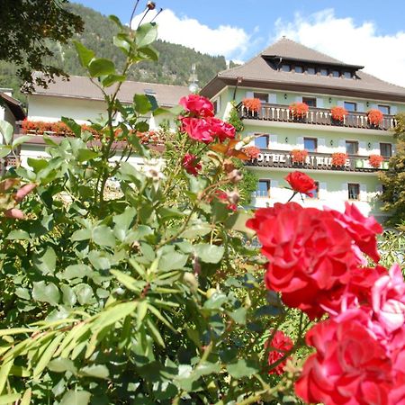 Hotel B&B Gasthof Zur Linde Rio di Pusteria Bagian luar foto